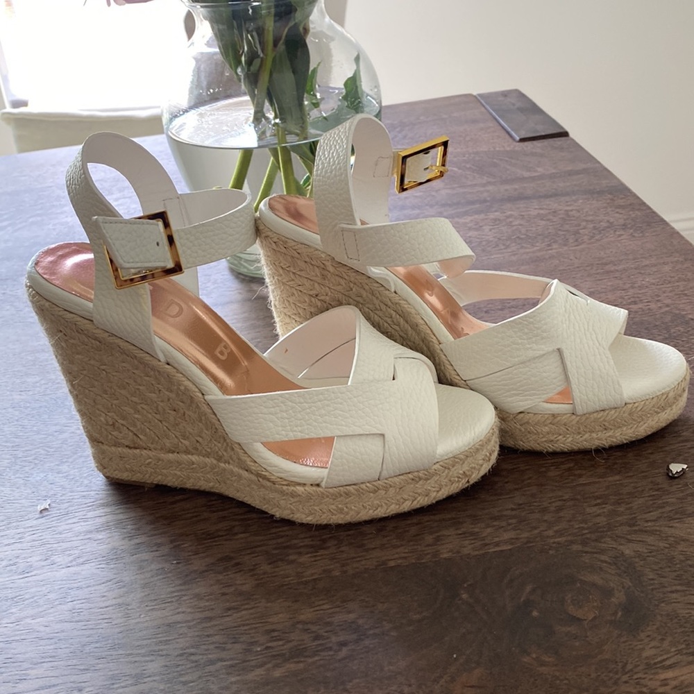 Ted Baker White Wedges with Chic Style